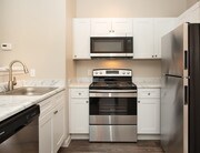 2BR, 1BA - 998SF Kitchen