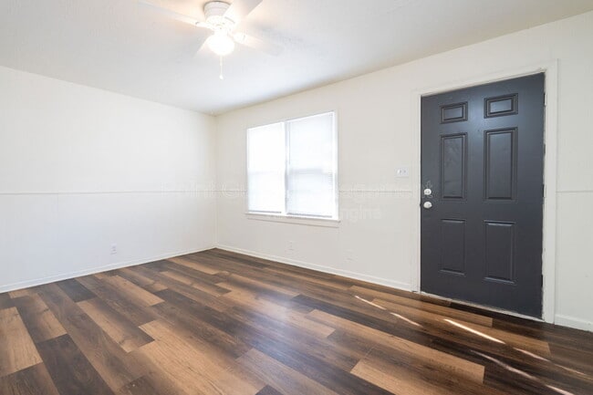 Photo - 524 S St Paul St