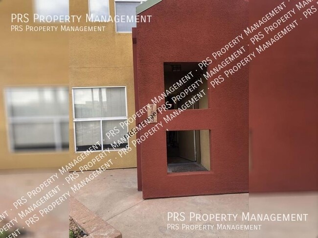 Photo - 154 W 5th St Casa