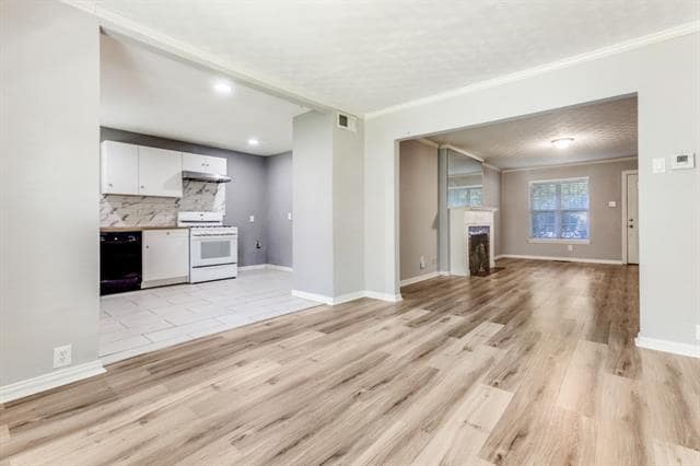 Photo - 5016 W Mockingbird Ln