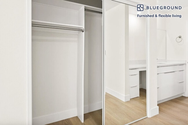 Photo - 1821 S Bentley Ave Unit ID7006A