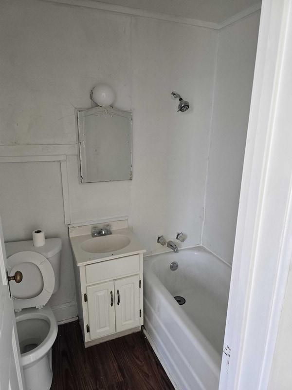 Photo - 701 S Bluff Blvd