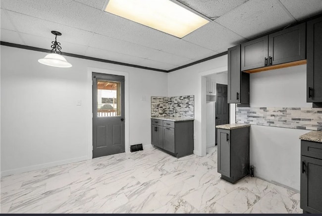 Photo - 143 Chalfont St