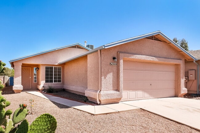 Photo - 9009 E Kinross Dr