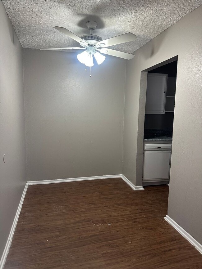 Photo - Brookview Duplex 6819