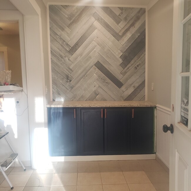 Photo - 18 Warwick St Unit 1