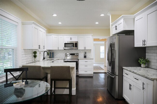 Photo - FURNISHED LUXURY 3 Br 3 Ba RENTAL NEAR DOW... Unit 850 13th Ave N