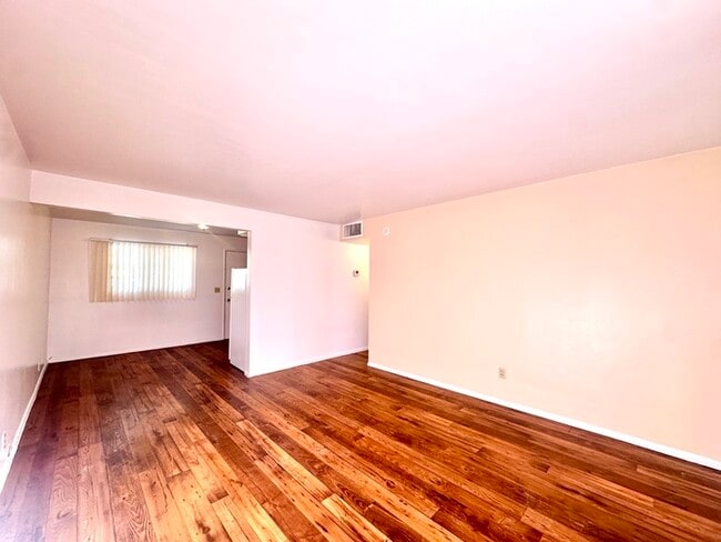 Photo - $400 Off Move In Special! Spacious 1 Bedroom with Hard Wood Flooring! Community Laundry and Off S...