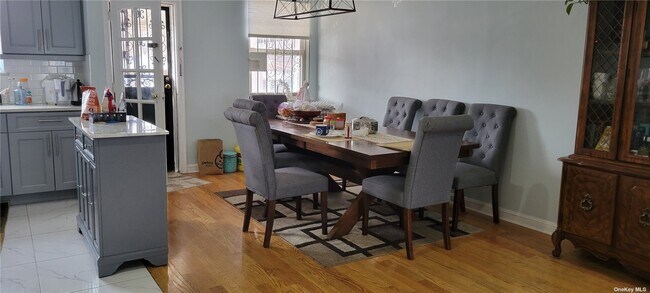 Photo - 32-54-54 78th St