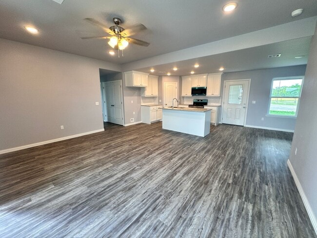 Photo - Brand-New 3 Bed, 2 Bath Home on Sweet Pea Lane, Madill, OK