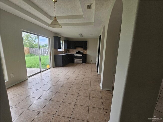 Photo - 12 Garnet Dr