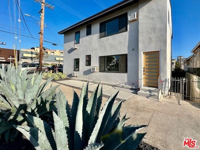 Photo - 11702 Dorothy St