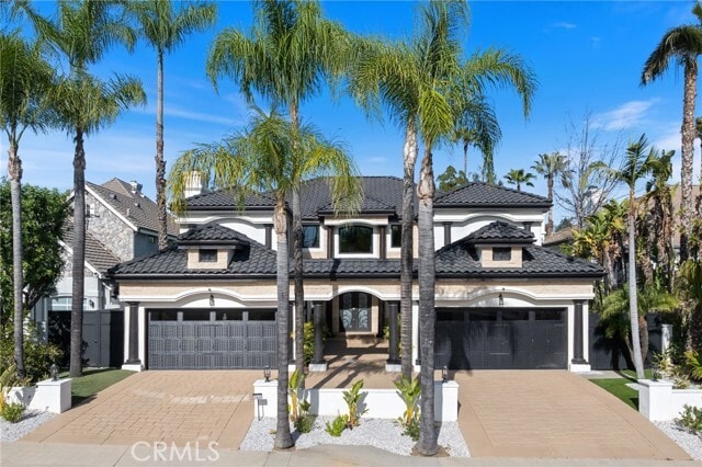 Building Photo - 17437 Oak Creek Ct