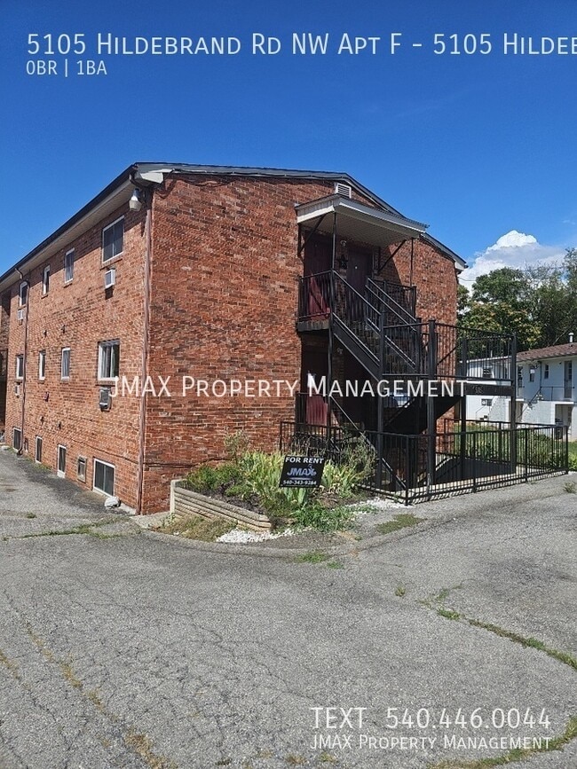 Building Photo - 5105 Hildebrand Rd NW Unit 5105 Hildebrand F