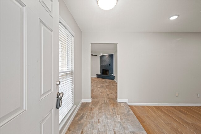 Photo - 12050 Sela Ln