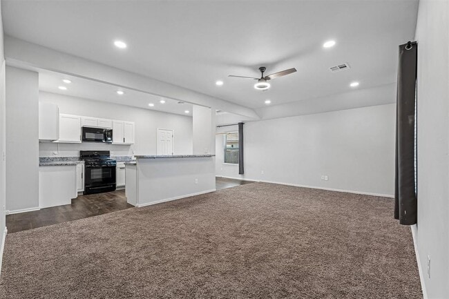 Photo - 933 S Blackjack Ln