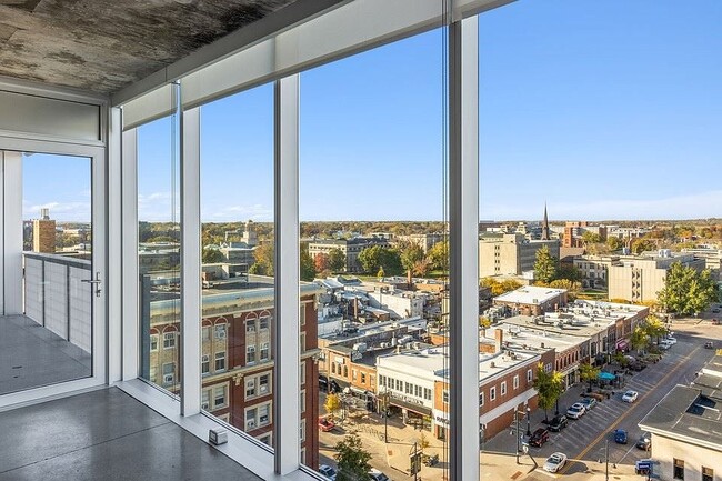 Photo - 201 E Washington St