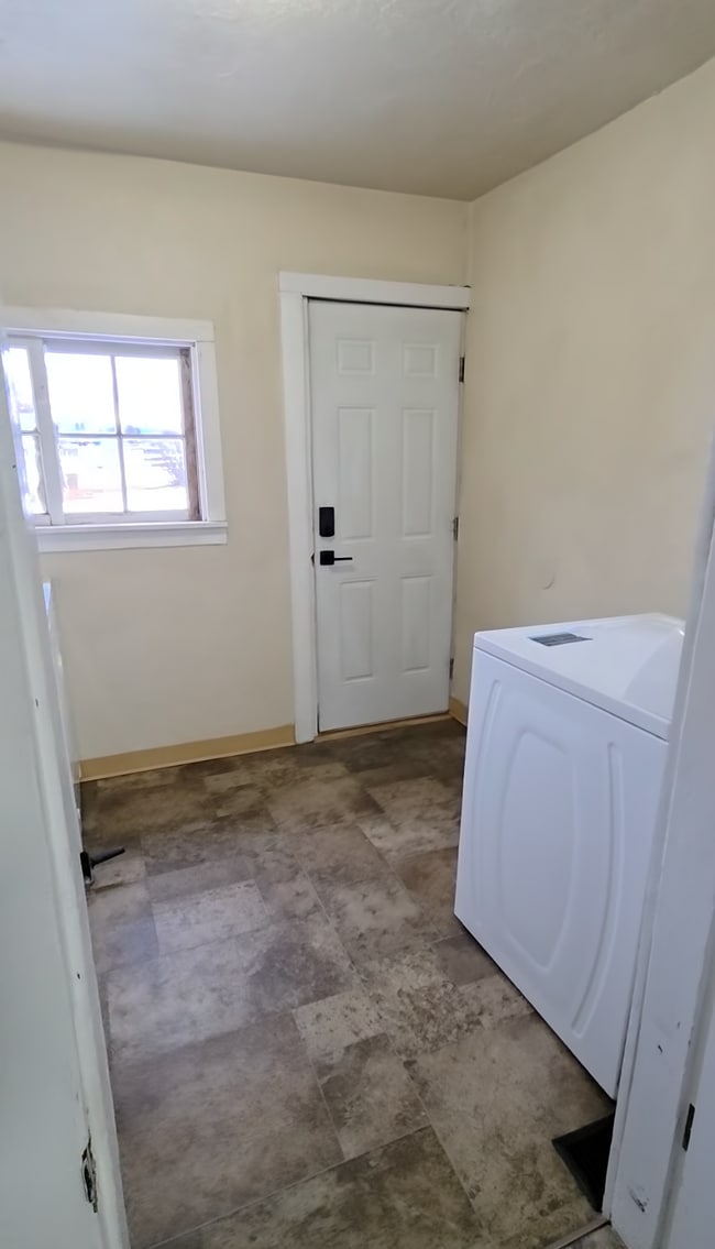 Photo - 3259 US Highway 2 W