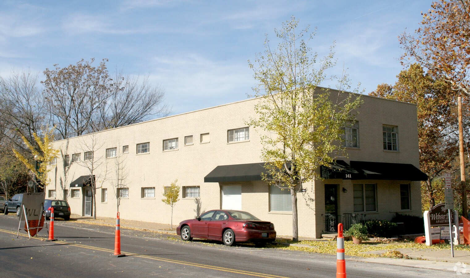 Webster Park Apartments - Webster Park Apartments