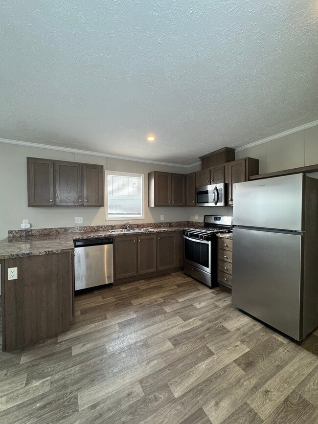 Photo - 2340 Maple Dr