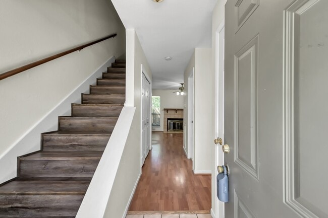 Photo - 26 Willowwood Cir