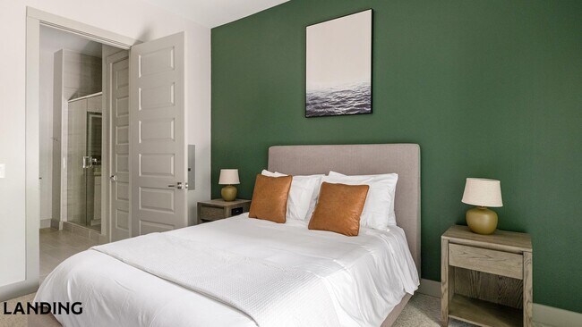 401 W 25th St Unit 2125