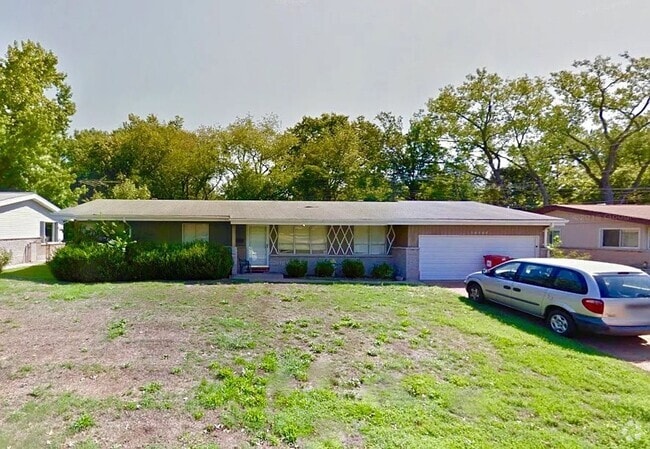 Building Photo - 10700 Vorhof Dr Rental