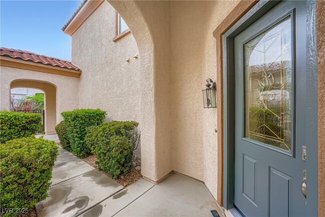 Photo - 840 S Paseo Rocoso Pl