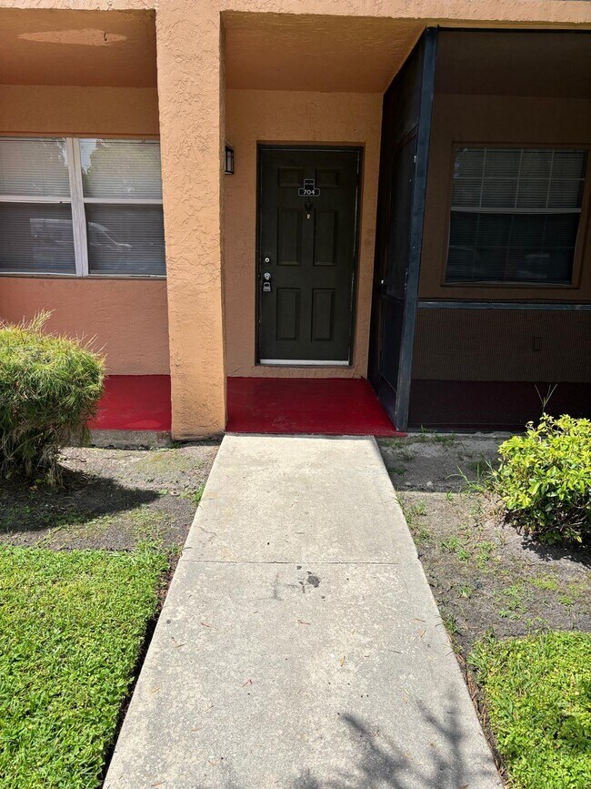 Photo - 704 NW 103rd Terrace Unit 102