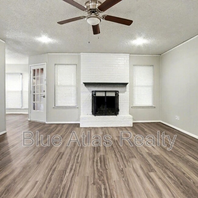 Photo - 6537 Meadowview Ln