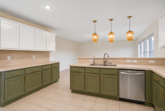 Building Photo - 11430 Moonlight Ridge Dr