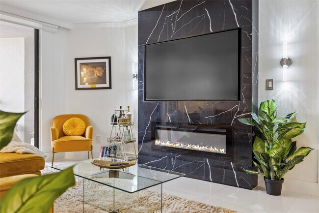 Photo - 3525 Sage Rd Unit 1713