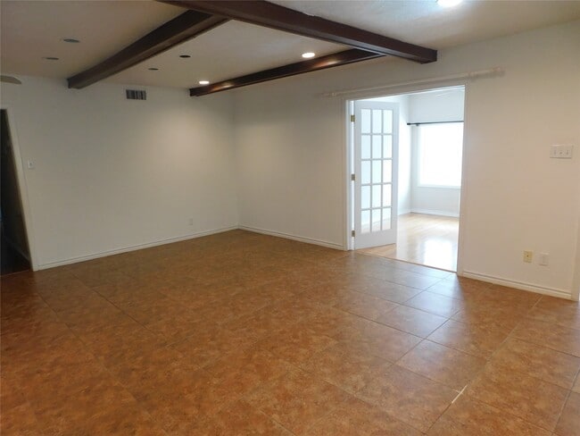 Building Photo - 2317 Dorrington St