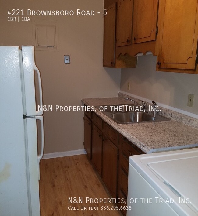 Photo - 4221 Brownsboro Rd Unidad 5
