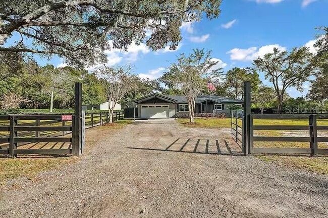 Photo - 33736 E Lake Joanna Dr