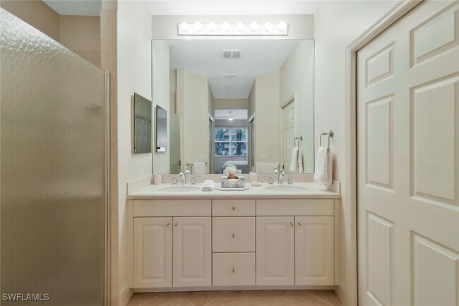 Building Photo - 11091 Corsia Trieste Way Unit 103