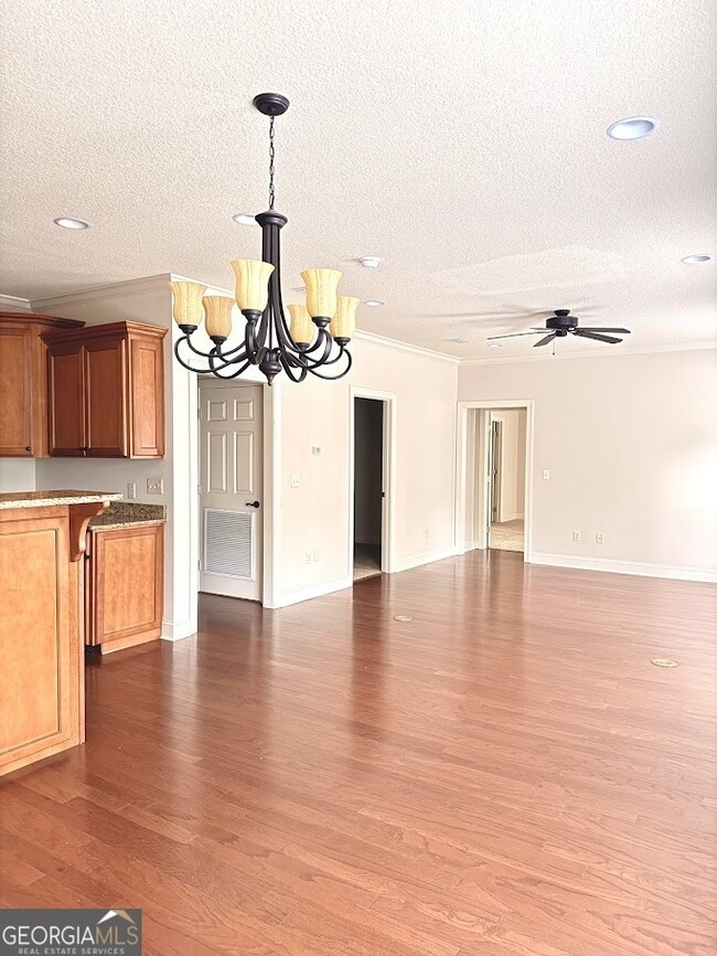Photo - 708 Osborne St Unit 206