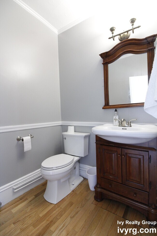 Photo - 196 Dorchester St