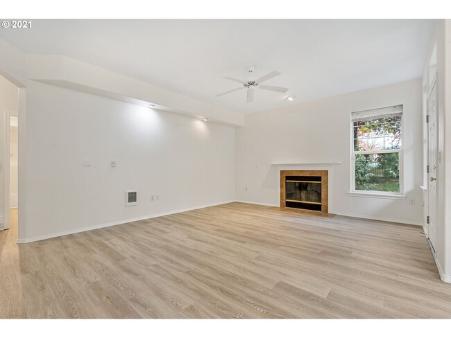 Photo - 1280 Northeast 63rd Way