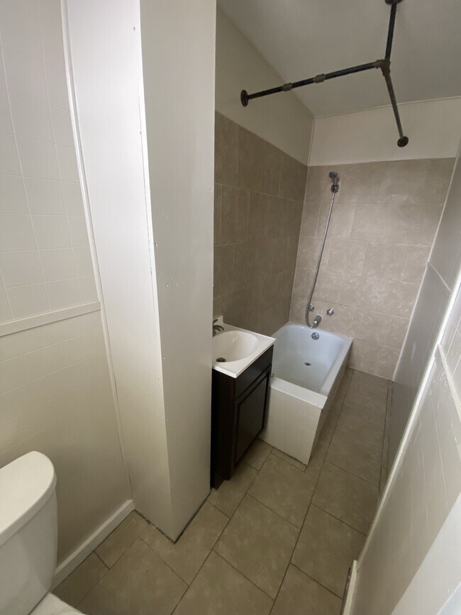 Photo - 2403 W. Stafford Apartments, LLC Unit 2