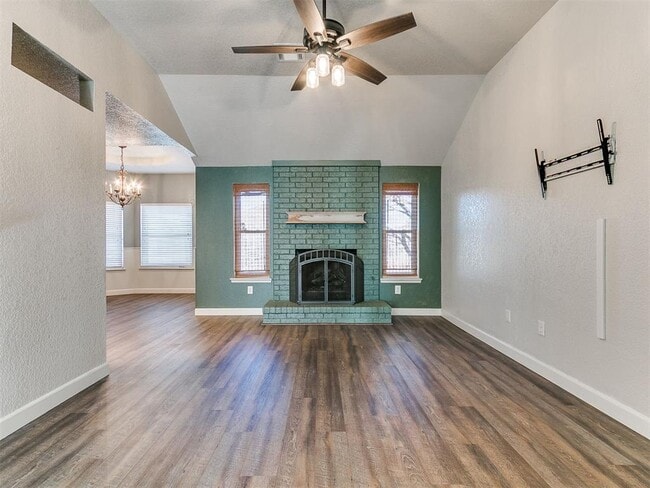 Photo - 617 Golden Eagle Dr