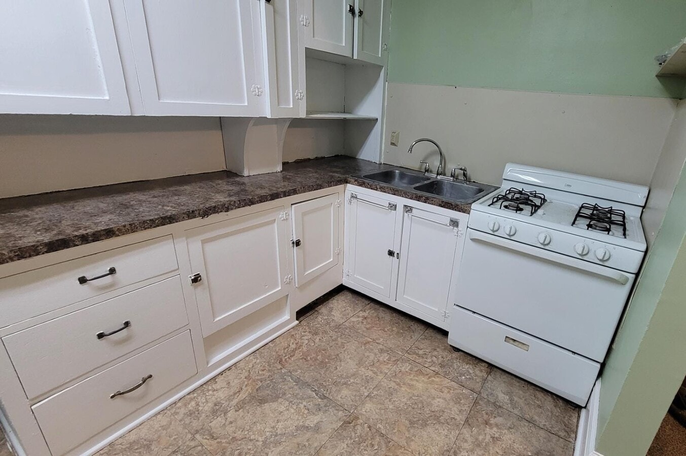 Photo - 126 W William St Unit 2