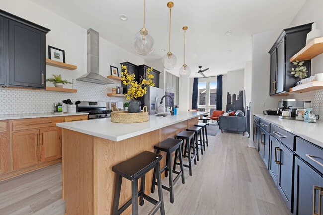 Photo - 913 Ramsey St Unit ID1045337P