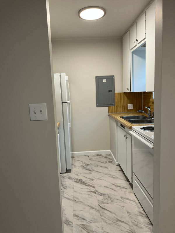 Photo - 800 S Thistle St