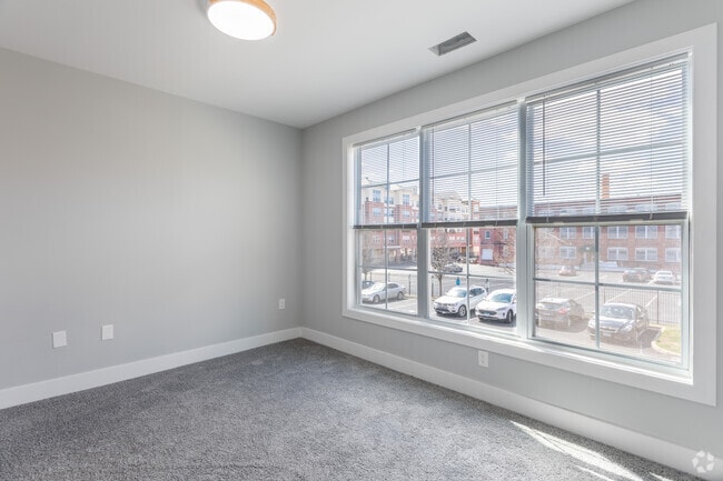 2HAB, 2BA - 1.150 ft² - Westville Village Apartments