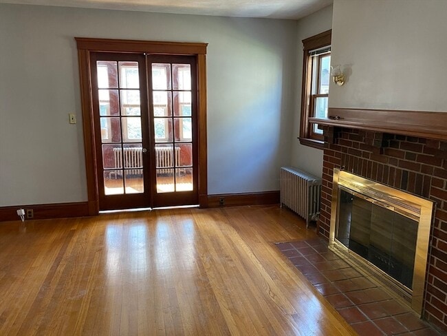 Photo - 46 Grafton St Unit 1st Fl