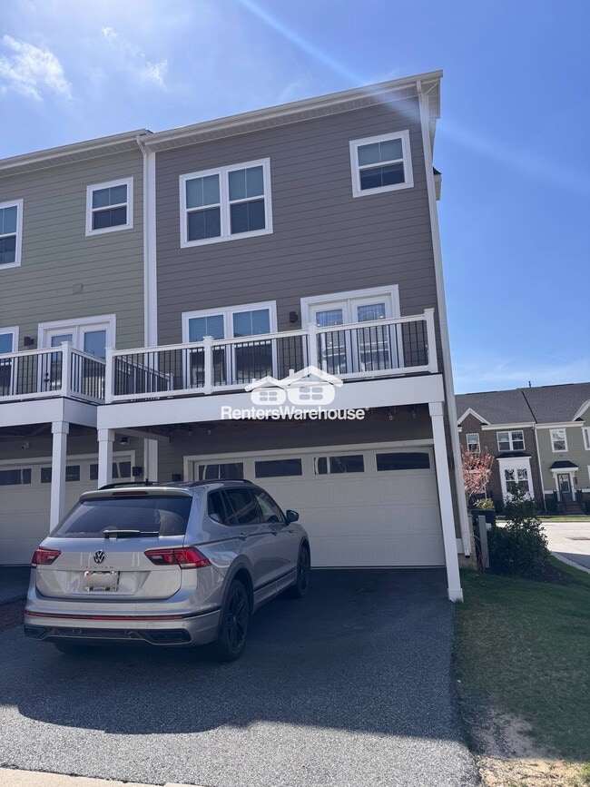 Photo - 6242 Islington St