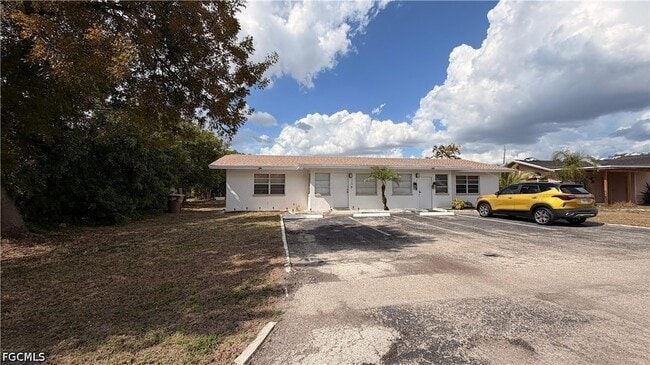 317 Tarpon Dr