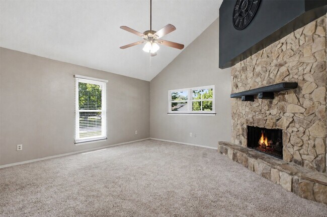 Photo - 4118 Garden Springs Dr