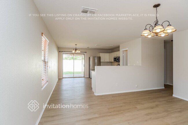 Photo - 3823 S Oxley St